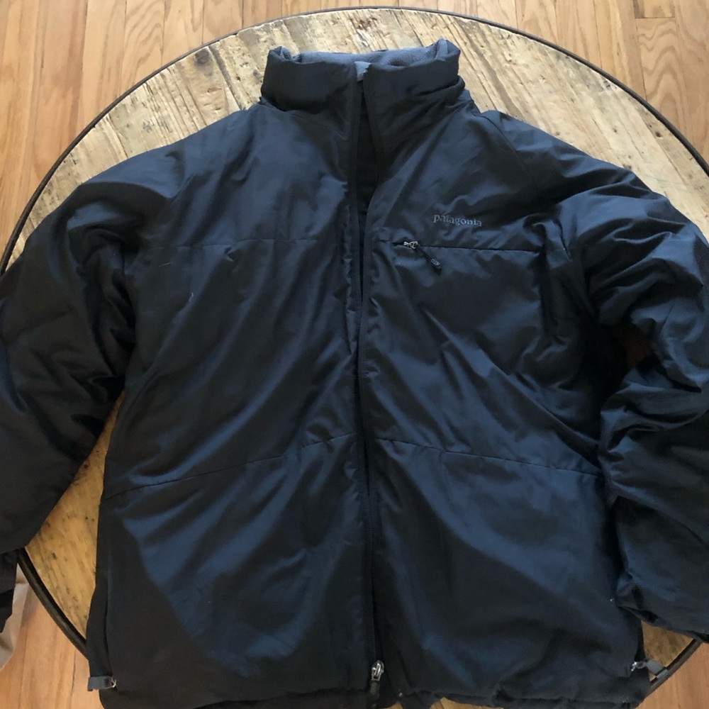 Patagonia men’s black coat.